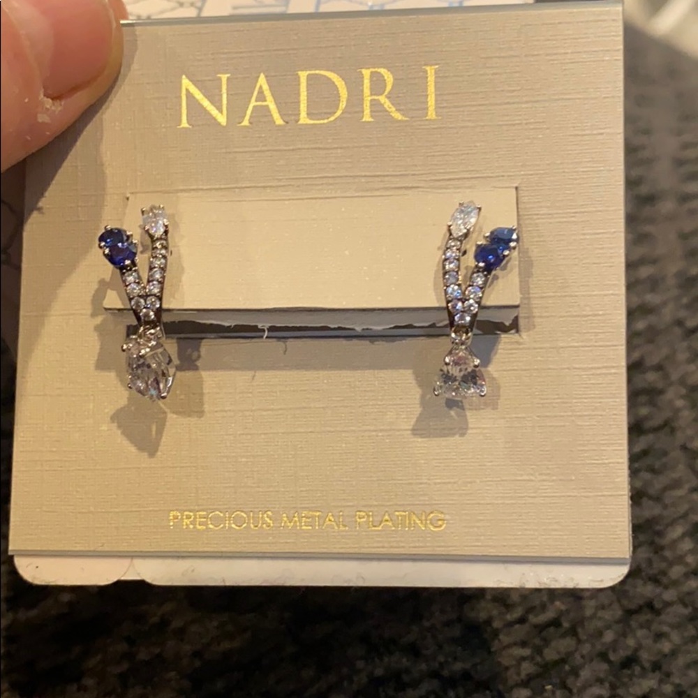 Women’s earrings